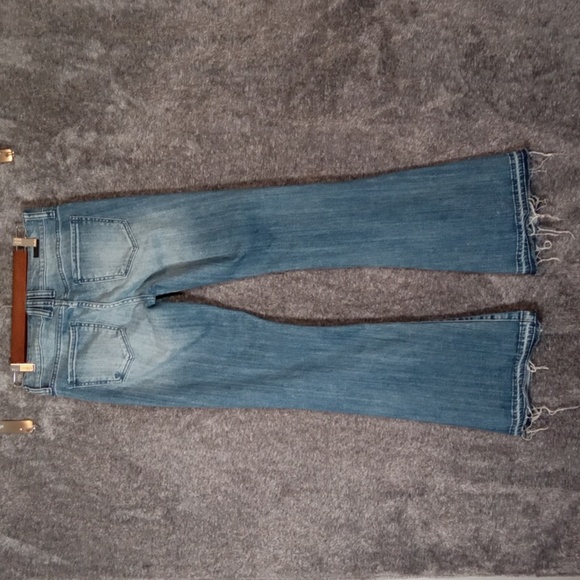 Kut From The Cloth Elena Super Flare Raw Hem Mid Rise  Long Womens 4 - Picture 4 of 12